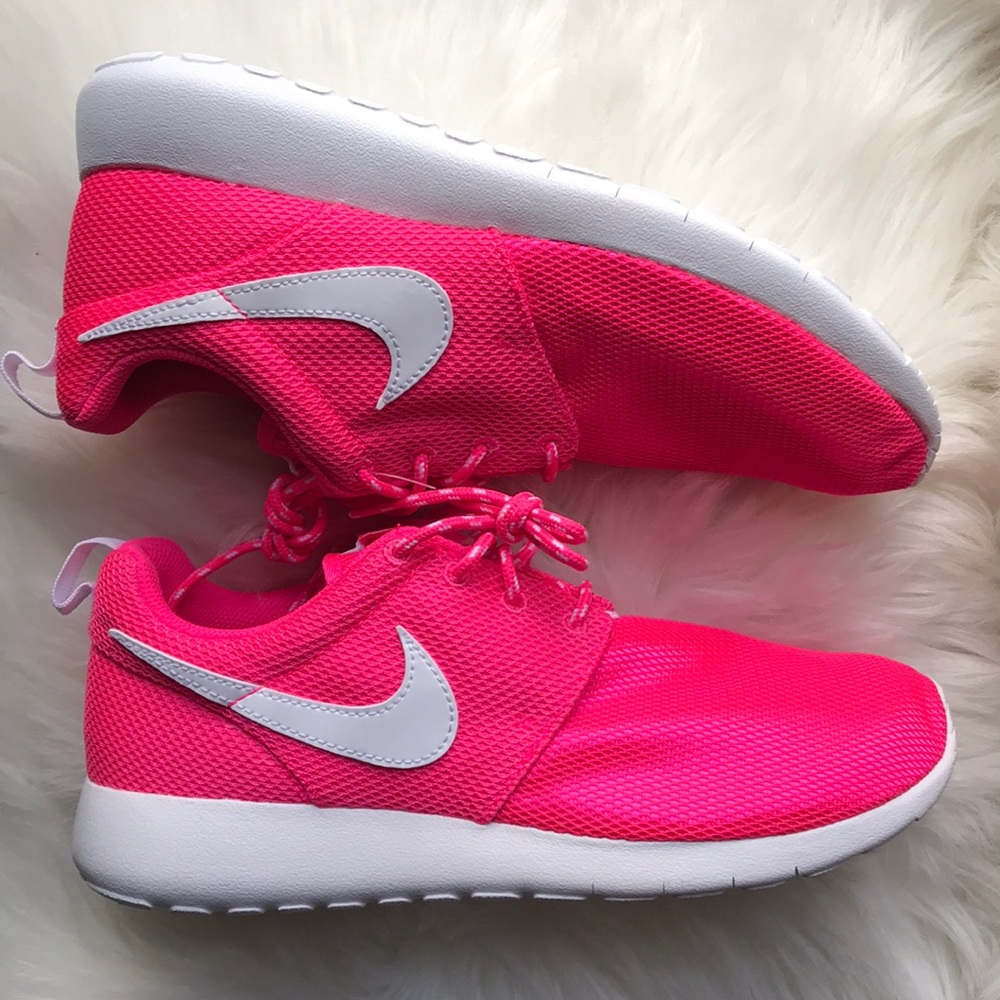 ❗️SALE NIKE ROSHE ONE WOMENS PINK SHOES - Picture 7 of 7
